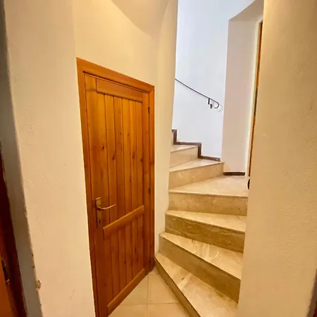 Domus Myoho Apartamento *
